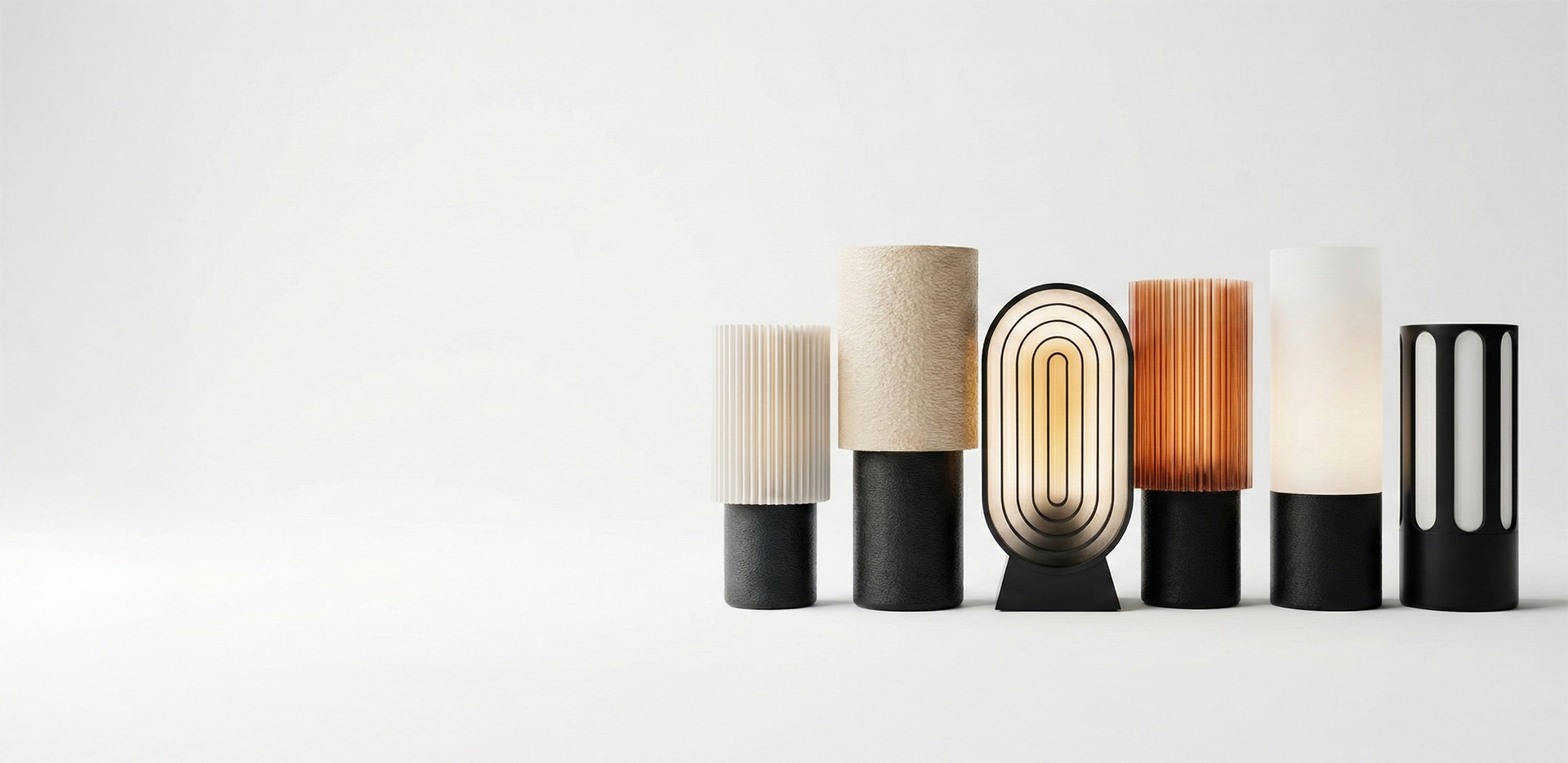 Zestaw designerskich lamp nastrojowych Lumaflo na jasnym tle, polska produkcja druk 3D.